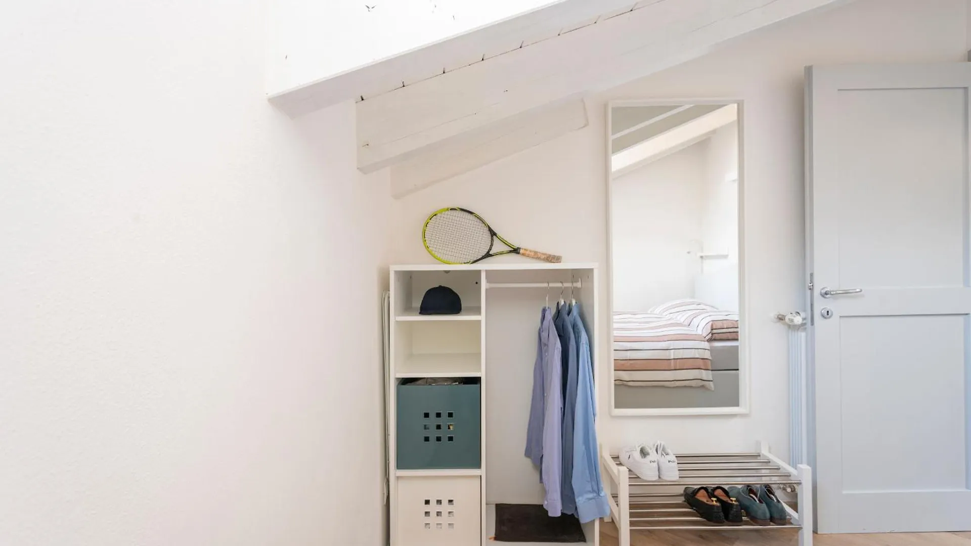 Alcova Room Como Apartment